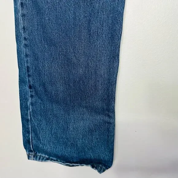 Levi’s Men's Blue Medium Wash Denim Straight Leg Jeans Size 42 Waist